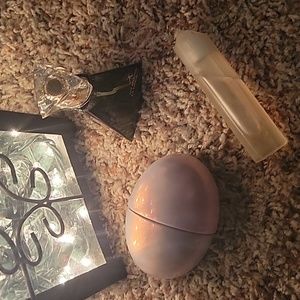 KKW Beauty Fragrance Set with Black and Cream Bottles